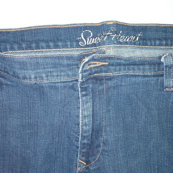 Old Navy Womens Denim Jeans, The Sweet Heart, Straight Leg, Size 18 - Picture 4 of 8